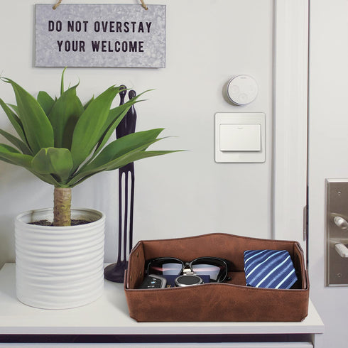 SITHON Valet Tray Desktop Storage Organizer Premium PU Leather Portable Collapsible Catchall Tray Bedside Vanity Tray Nightstand Caddy Holder for Jewelry, Keys, Phone, Wallet and Remote Controller, Brown