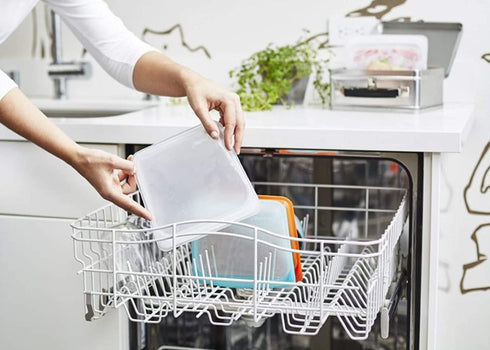 Stasher Platinum Silicone Food Grade Reusable Storage Bag, Obsidian (Sandwich) | Reduce Single-Use Plastic | Cook, Store, Sous Vide, or Freeze | Leakproof, Dishwasher-Safe, Eco-friendly | 28 Oz