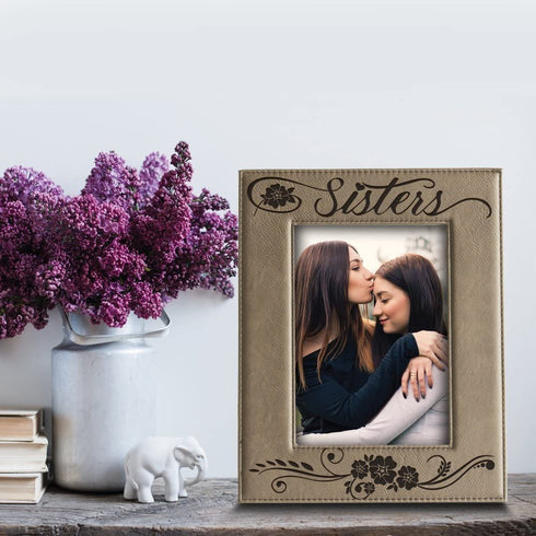 BELLA BUSTA- Sisters Picture Frame- Gift for Sister- Gift for Parents- Engraved Leather Picture Frame (4"x 6" Vertical (Sisters))