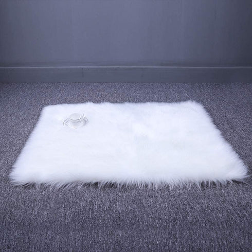 Dikoaina Classic Soft Faux Sheepskin Fur Rug White Fluffy Area Rug Shag Rug Carpets for Bedroom Living Room