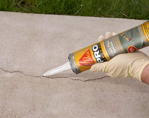 Sikaflex Crack Flex Sealant, Gray, High performance, textured polyurethane sealant, self-leveling, sealant for sealing horizontal cracks, 10,1 fl. Oz