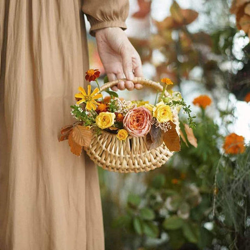 WYI Half-moon Mini Straw Rattan Baskets, Hand-woven Flower Basket with Handle, Retro Storage Containers, Khaki