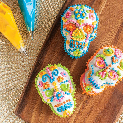 JTRF Unilateral Haunted Skull Baking Cake Mold Flexible Silicone 3d Skull Cake Pan for Baking,Cakelet,Pizza,Jelly Candy Skull Muffin Pans,Sugar Skull Cake Pan For Halloween Party(1, Chocolate)