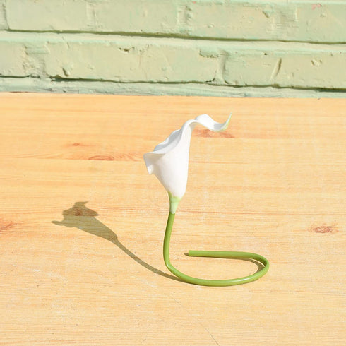 Mandy's 20pcs White Flowers Artificial Calla Lily Silk Flowers 13.4" for Home Kitchen & Wedding