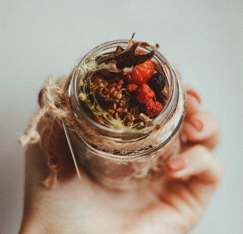 Yesland 12 Pack 8 Oz Glass Regular Mouth Mason Jars with Metal Airtight Lids - BPA Free Overnight Oats Jars with Lid and Wide Mouth Mason Jars for Jelly, Jam, Dry Food, Spices, Herbs, Salads, Yogurt