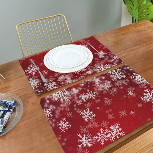 One Bear Christmas Placemats Winter Snowflake Red Placemat Table Mats Non Slip Heat Resistant Placemats for Dining Table Kitchen Holiday Party Set of 6