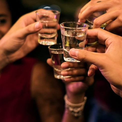 30 Pack Heavy Base Shot Glass Set, Aoeoe 1.5 oz Whiskey Shot Glasses, Clear Shot Glasses Bulk, Small Shot Glasses, Round Espresso Shot Glass, Glass Cups for Vodka, Whiskey, Tequila, Espresso, Liquor