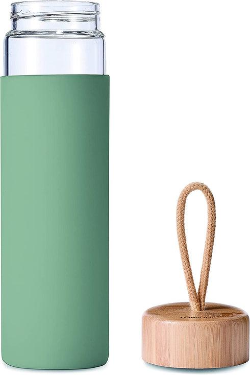 Yomious 20 Oz Borosilicate Glass Water Bottle with Bamboo Lid and Silicone Sleeve BPA Free