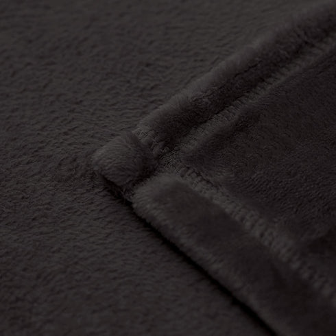 Kingole Flannel Fleece Microfiber Throw Blanket, Luxury Black Twin Size Light Weight Cozy Couch Bed Super Soft and Warm Plush Solid Color 250GSM (66 x 90 inches)