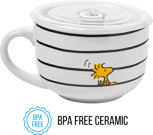 Silver Buffalo Peanuts Snoopy and Woodstock Ceramic Soup Mug with Vented Plastic Lid, 24 Ounces