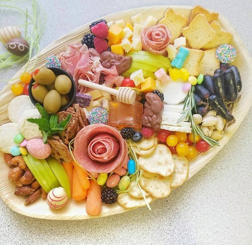 Charity Leaf Disposable Palm Leaf Tray Like Bamboo Serving Tray and Platter | All Natural and Biodegradable | Weddings, Charcuterie Boards, BBQs, and Parties | Oval (10 trays) (13" x 9")