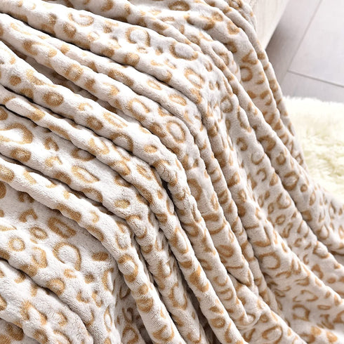 Pleasant Boulevard | Leopard Throw Blanket Fleece, Premium Lightweight Cozy Warm Plush Microfiber Bedspread for Couch Sofa and Bed (Brown, Throw (50 x 60 inches))