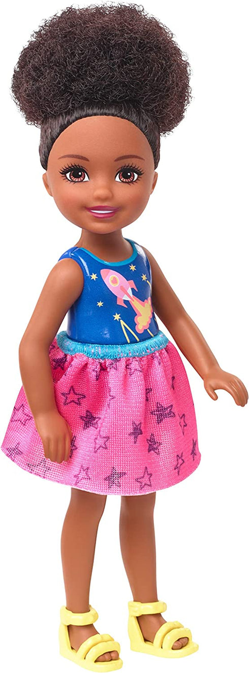 Barbie Club Chelsea Doll, 6-inch Brunette Doll with Space-Themed Graphic, GHV62