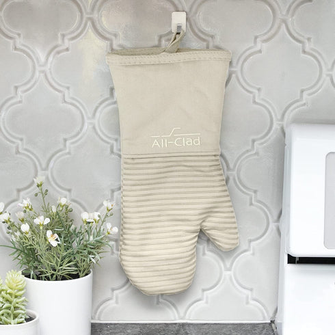 All-Clad Textiles Silicone Oven Mitt, 2 Pack, Almond, 2 Count
