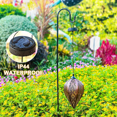 Hanging Solar Lantern LED Solar Garden Lights Metal Lamp Waterproof for Outdoor Hanging Decor Party (Hanging Solar Light B)