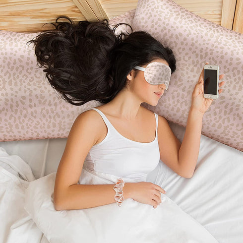 5 Pieces Leopard Satin Sleep Set Satin Pillowcase with Hidden Zipper Softer Than Silk, Includes 2 Satin Pillowcase 1 Satin Eye Mask and 2 Satin Volume Scrunchies for Women Gifts for Best Friend