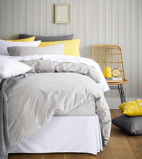 Utopia Bedding King Bed Skirt - Soft Quadruple Pleated Ruffle - Easy Fit with 16 Inch Tailored Drop - Hotel Quality, Shrinkage and Fade Resistant (King, White)