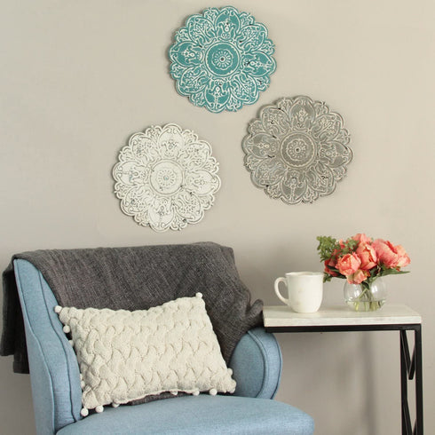 Stratton Home Décor S11564 Small Medallion Wall Décor, 13.00 W X 0.50 D X 13.00 H, Blue
