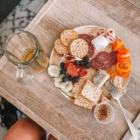 Naturally Chic Palm Leaf Trays 13 Inch Round - Bamboo Like, Eco Friendly, Disposable, Compostable and Biodegradable Serving Platters for Charcuterie Boards, Catering and Parties