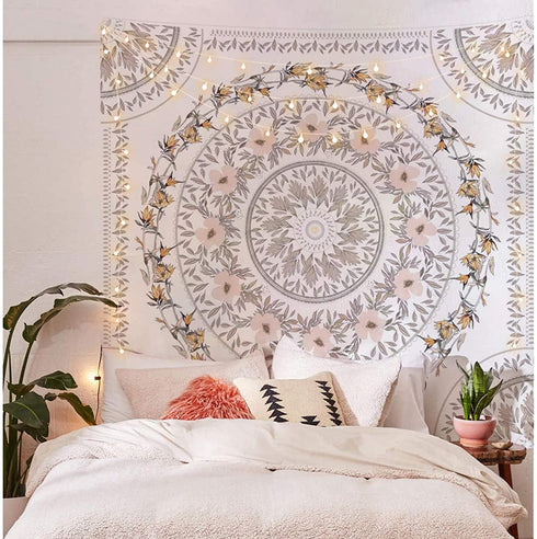 Simpkeely Sketched Floral Medallion Tapestry, Bohemian Mandala Wall Hanging Tapestries, Indian Art Print Mural for Bedroom Living Room Dorm Home Décor 59.1x80 Inches?Mauve?