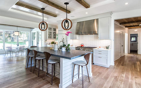Farmhouse Pendant Light Wood and Black Light Fixture Vintage 1-Light Adjustable Chain Pendant Light