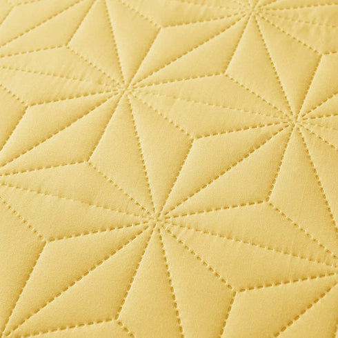 Whale Flotilla Microfiber Twin Size (68x88 inches) Quilt Set Lightweight Quilted Bedspreads Coverlets Set with Stars Pattern, Yellow, 2 Piece (1 Quilt, 1 Sham)