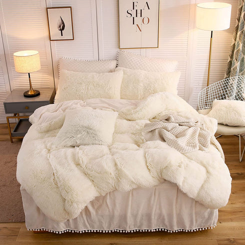 LIFEREVO 2 Pack Shaggy Plush Faux Fur Pillow Shams Fluffy Decorative Pillowcases Zipper Closure (Standard Queen Light Beige)