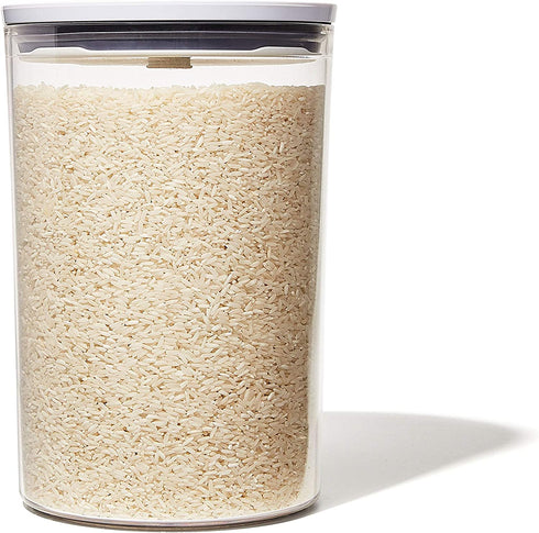 OXO Good Grips Round POP Container Large (5.2 Qt) for flour, sugar, cereal and more | Airtight Food Storage | BPA Free | Dishwasher Safe | Clear Body