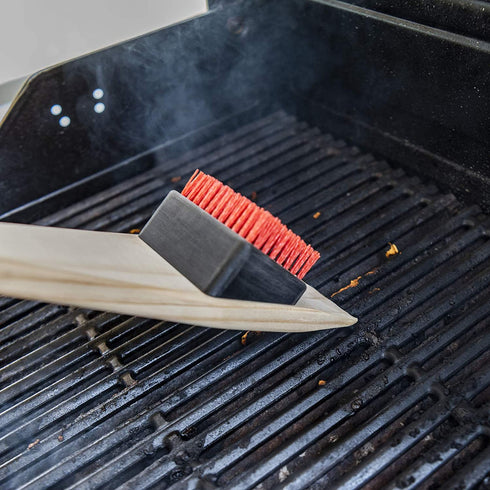 Char-Broil 3715952R06 Hot & Cool-Clean Combo Grill Brush, Natural Wood