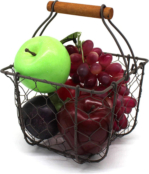 CVHOMEDECO. Chicken Wire Egg Basket Fruit Basket with Wooden Handle Primitives Vintage Gathering Basket. Rusty (Square)