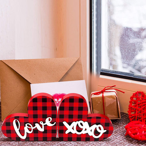 Hicarer 2 Pieces Valentine's Day Heart Wood Sign, Romantic Buffalo Plaid Be Mine Love Heart Wood Home Decoration, Wood Grain Block and Slices Decorations for Wedding Valentines Day Party (Red Plaid)