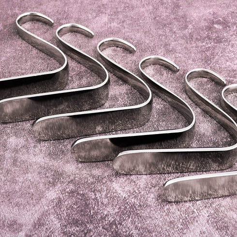 URATOT 6 Pieces Silver Christmas Stocking Holder Metal Mantel Stockings Hangers Christmas Stocking Clips for Christmas Party Decoration