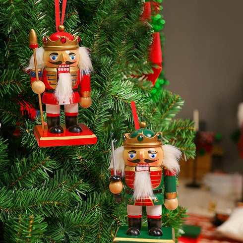 3 otters Christmas Nutcracker Ornaments Set, 2 Set Christmas Nutcrackers Figures Christmas Nutcrackers Soldier King Wooden Christmas Nutcrackers for Festive Christmas Desktop Decor, 6 Inch Tall