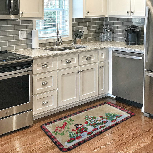 Winter Snowman Kitchen Rug Christmas Tree Gift Plaid Floor Comfort Mats Bath Rugs Entryway Welcome Non Slip Area Rug for Bedroom Living Room Doormats Home Decor 39" X 20"