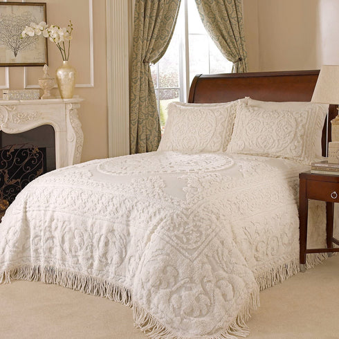 Beatrice Home Fashions Medallion Chenille, Standard Sham, Ivory