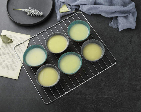TeaRoo Silicone Baking Cups, Reusable Cupcake Muffin Liners Non-Stick Cup Cake Molds Tin Cup, Pack of 12 Standard Size Cupcake Holder