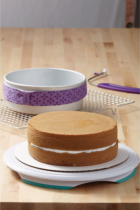 Wilton Performance Pans Aluminum 9-Inch Round Cake Pans Set, 2-Piece