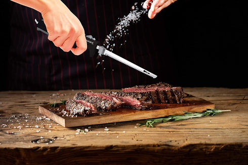 Courant Electric Knife Effortless Slicing and Carving, Soft Comfort Grip Handle with Precision Blades and Even Slicer