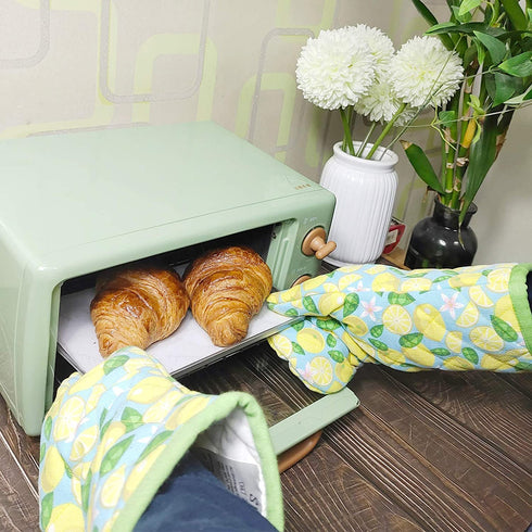 SUSHOW Cotton Oven Mitts and Pot Holders Sets,4-Piece Set,Kitchen Oven Gloves,BBQ Gloves,Pot Holders for Kitchen,Hot Pads ,Heat Resistant with Lining,Cooking Gloves for Cooking Baking Grilling