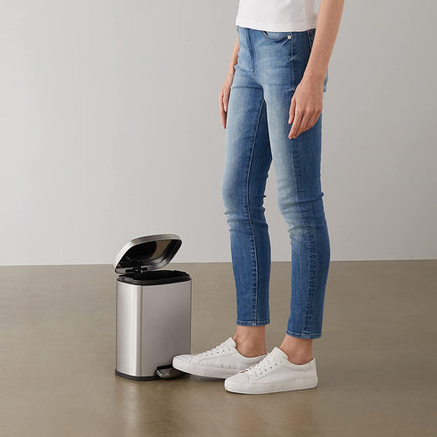 Amazon Basics 5 Liter / 1.3 Gallon Soft-Close, Smudge Resistant Trash Can with Foot Pedal - Brushed Stainless Steel, Satin Nickel Finish