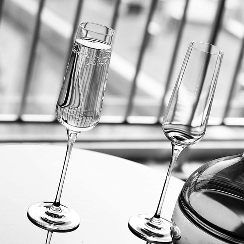 LUXU Champagne Glasses,8OZ,Lead-Free Crystal Christmas Flutes(2pack) with Clear Long Stem -Valentine's Day Birthday Anniversary Ideas for Christmas,Perfect for Wedding,Parties and Bars