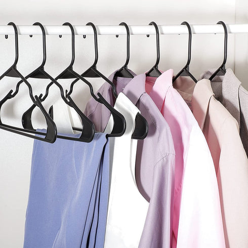 HOUSE DAY Plastic Hangers- 20 Pack-Plastic Clothes Hangers for Skirt Suit Coat, Standard Tubular Plastic Hangers for Clothes (Black)