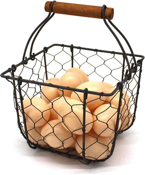 CVHOMEDECO. Chicken Wire Egg Basket Fruit Basket with Wooden Handle Primitives Vintage Gathering Basket. Rusty (Square)