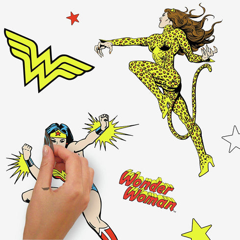 RoomMates RMK4308SCS Wonder Woman Cartoon Peel and Stick Wall Decals