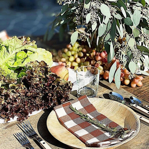 Naturally Chic Palm Leaf Plates - 10 Inch Round - Bamboo Like, Eco Friendly, Disposable, Compostable and Biodegradable Plates for Weddings, Parties and Events