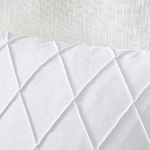 Longhui bedding Pure White Throw Pillow Covers 2-Pack 22 x 22 Inch Cushion Covers Sturdy and Discrete Zipper Opening Premium Quality Polyester - Decorative Pillow Covers for Couch Sofa Bed