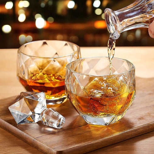 Crystal Whiskey Glasses Set of 4, 10 oz Rocks Glasses Lowball Scotch Glasses Bourbon Glasses Unique Old Fashioned Glasses with Gift Box