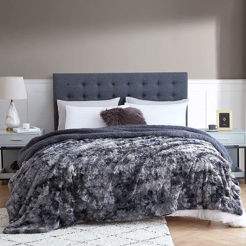 EHEYCIGA Faux Fur Sherpa Blanket Throw, Grey Tie-dye Fuzzy Plush Fluffy Soft Sherpa Fleece Throw Blanket for Sofa, Couch and Bed- 50x65 Inches