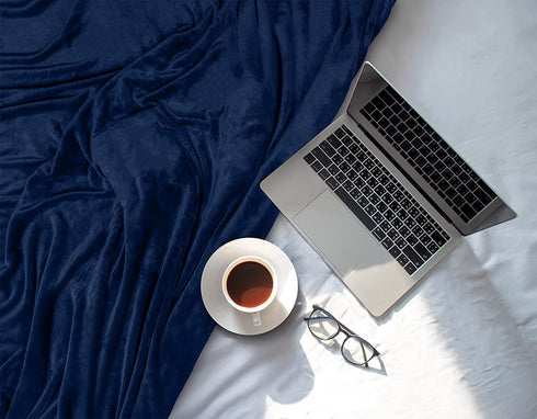 Utopia Bedding Fleece Blanket Queen Size Navy 300GSM Luxury Bed Blanket Anti-Static Fuzzy Soft Blanket Microfiber