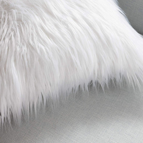 Ashler HOME DECO Pack of 2 Decorative Luxury Style White Faux Fur Throw Pillow Case Cushion Cover 18 x 18 Inches 45 x 45 cm